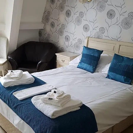 Hotel The Swan